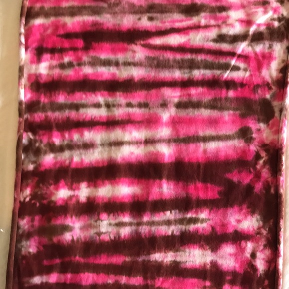 NWT Shining Shakti Organic Cotton Scarf. Pink, Brown & White. - Picture 13 of 15